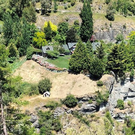 Trelawn Riverside Cottages Queenstown Exterior photo