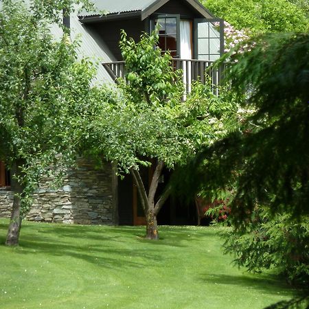 Trelawn Riverside Cottages Queenstown Exterior photo