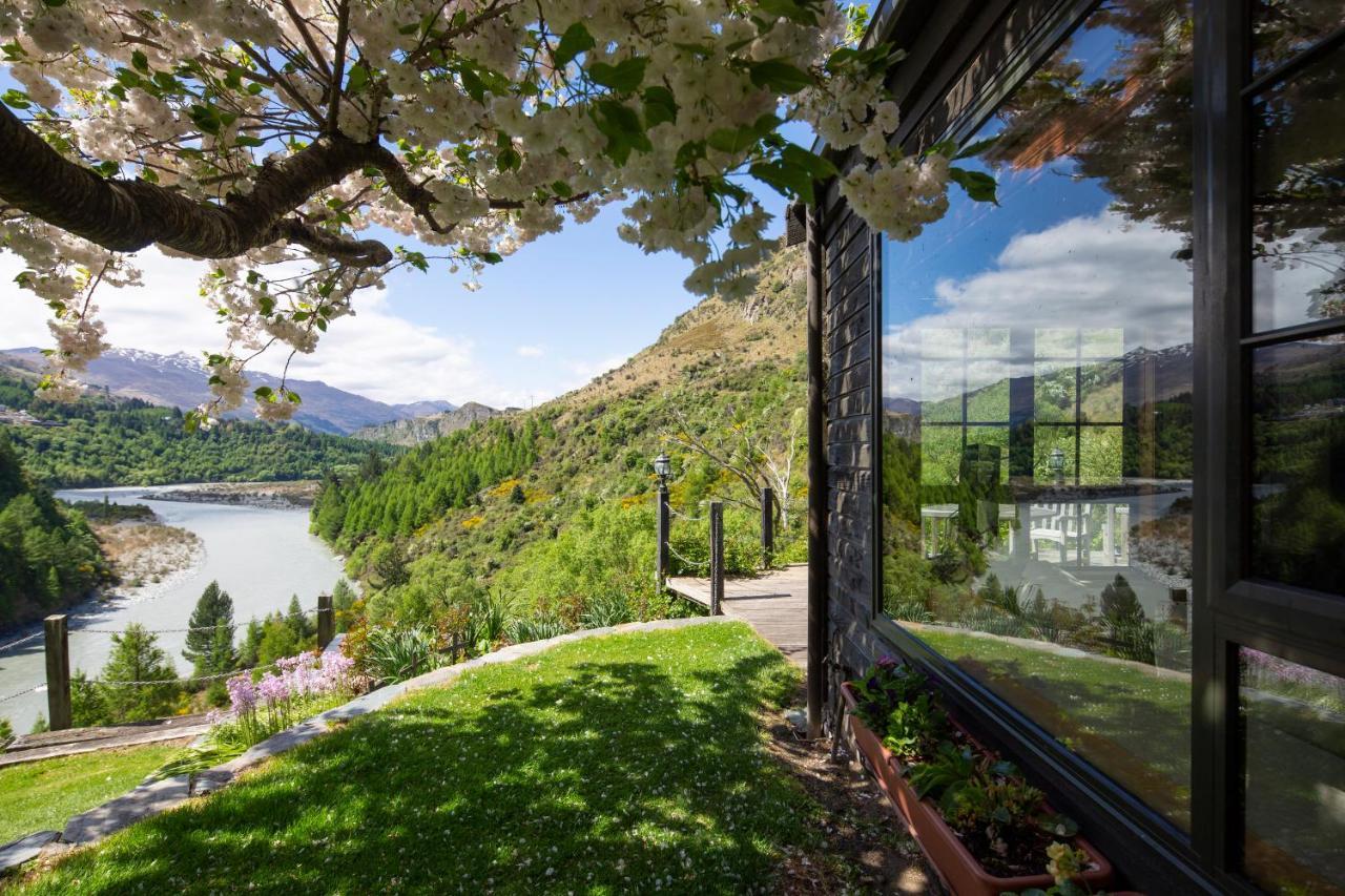 Trelawn Riverside Cottages Queenstown Exterior photo