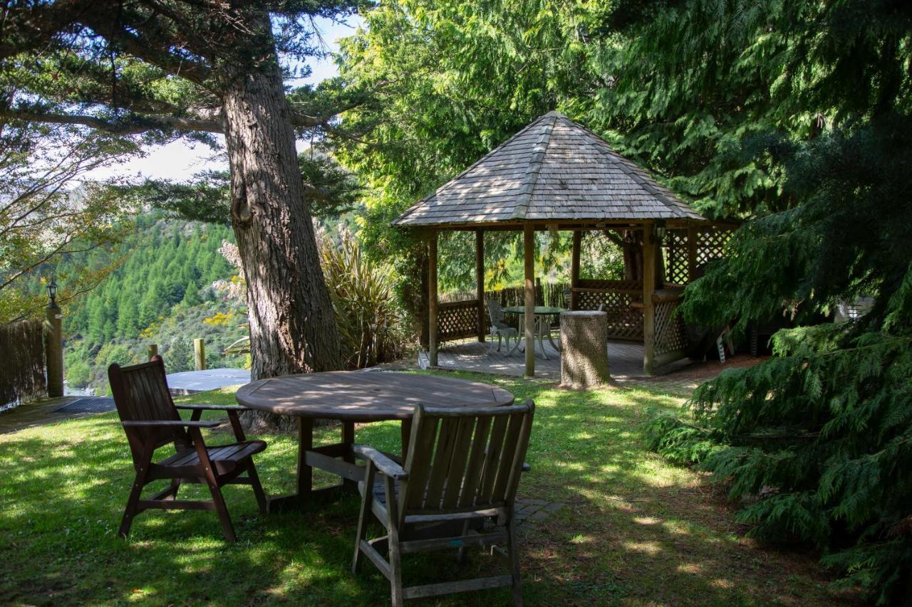 Trelawn Riverside Cottages Queenstown Exterior photo