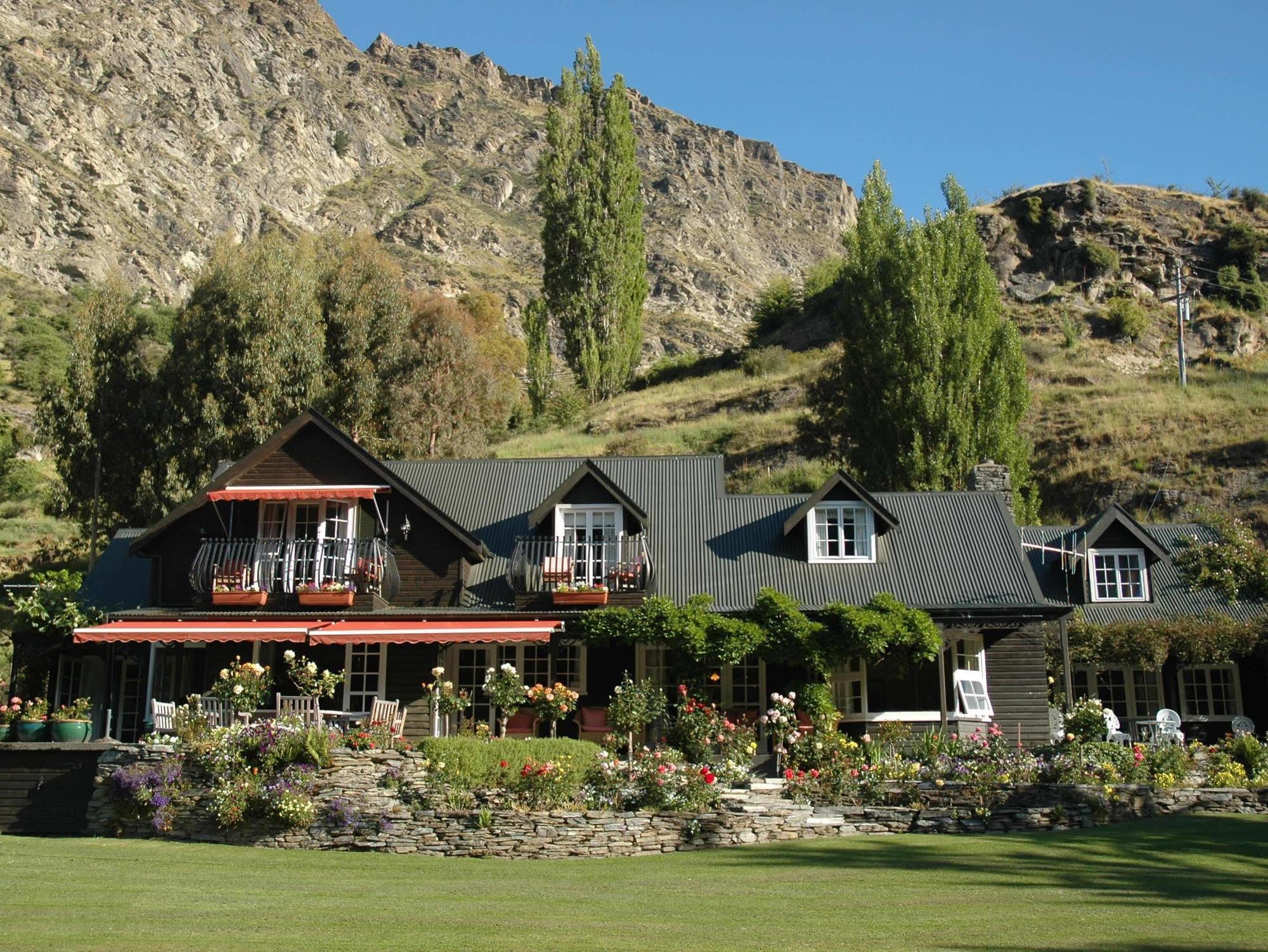 Trelawn Riverside Cottages Queenstown Exterior photo