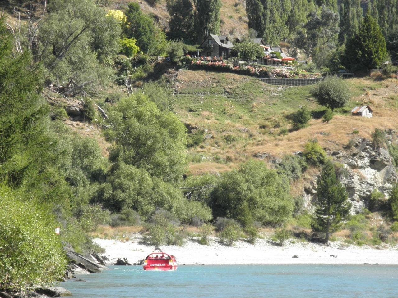 Trelawn Riverside Cottages Queenstown Exterior photo